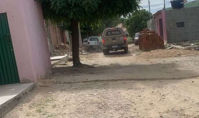 Jovem é baleado durante atentado a tiros no bairro Tabuleiro em Juazeiro (BA)