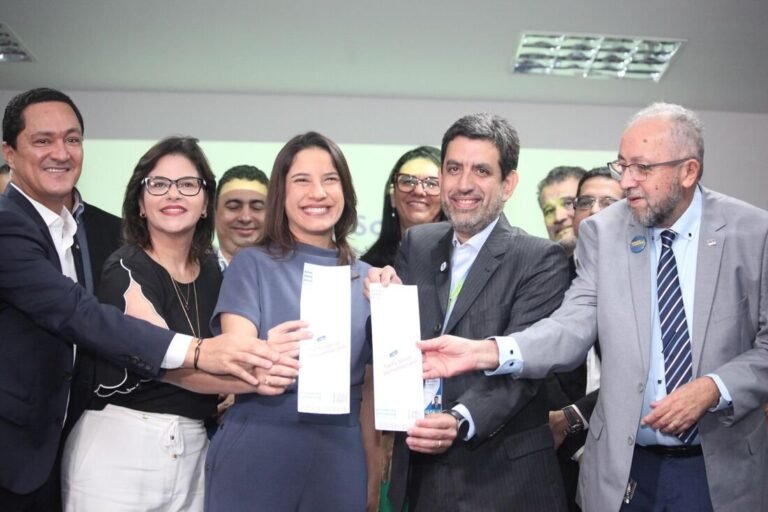 Compesa lança nova tarifa social de água e esgoto
